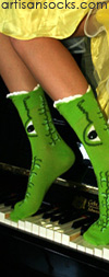 K. Bell Wide Mouth Alligator Green Novelty Crew Socks (Calf Socks)
