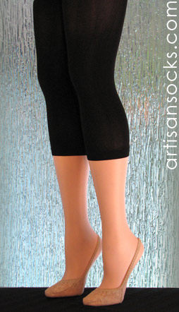 Solid Black Capri Length Plus Size Leggings